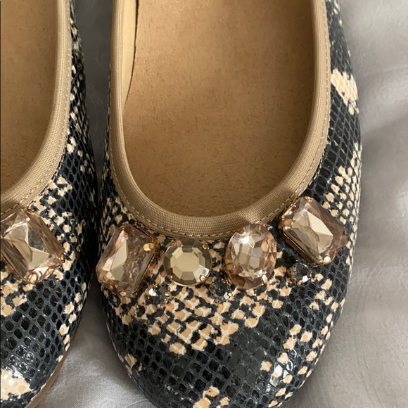 Vionic Snake Jeweled Ballet Flat NWOT 10 - Picture 3 of 7